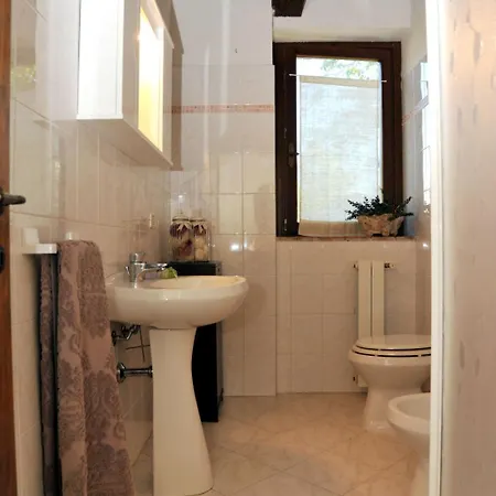Agriletizia-2 By Interhome * La Pesta